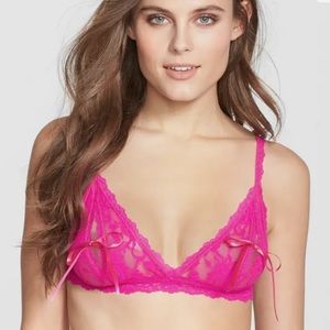 Hanky Panky After Midnight Peek-A-Boo Bralette